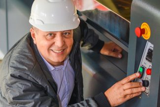 Nerci Cardoso – QUEM FAZ