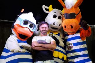 Ator manipulador da TV Colosso se destaca no Acqua Lokos