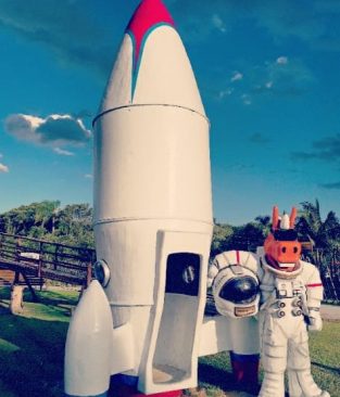 Acqua Lokos realiza homenagem aos 50 anos da primeira viagem à lua