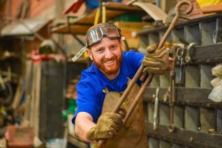 Claudinei Lima – QUEM FAZ