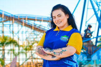 Dienifer Fernandes – QUEM FAZ